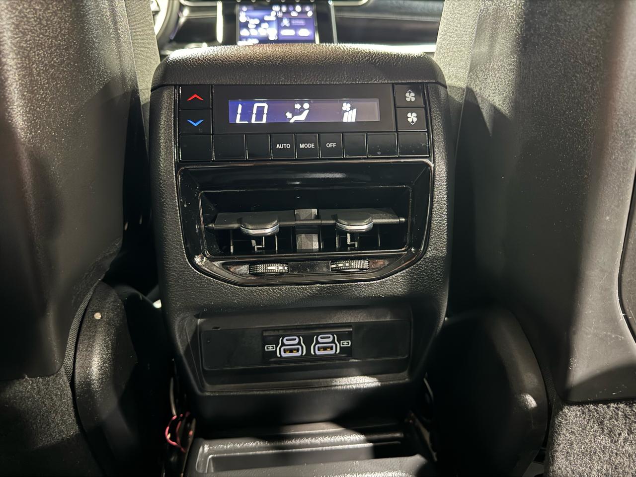 Jeep Grand Cherokee L Laredo 4x2 2023