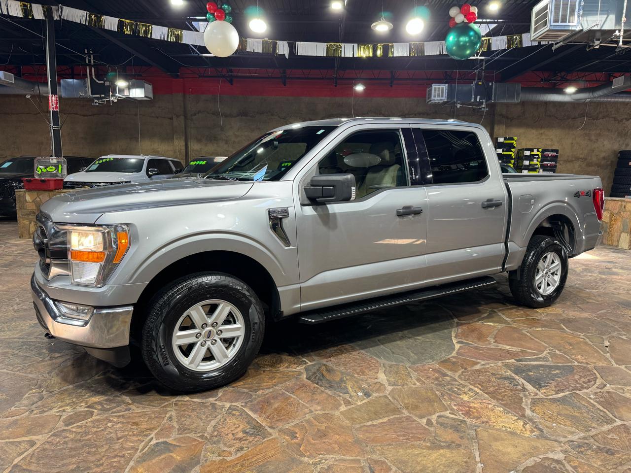 Ford F-150 XLT 4WD SuperCrew 5.5' Box 2021