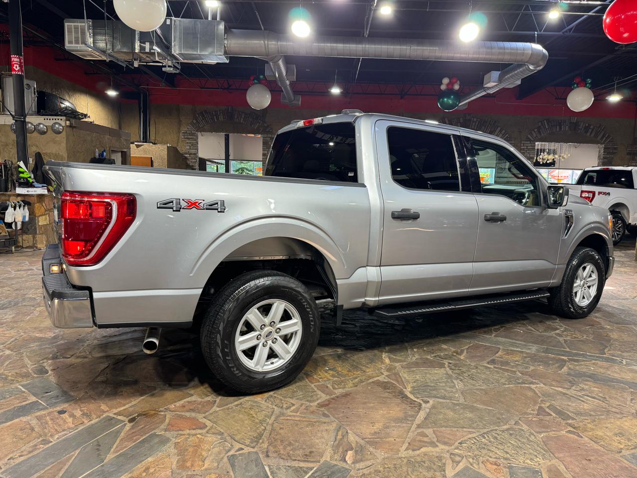 Ford F-150 XLT 4WD SuperCrew 5.5' Box 2021
