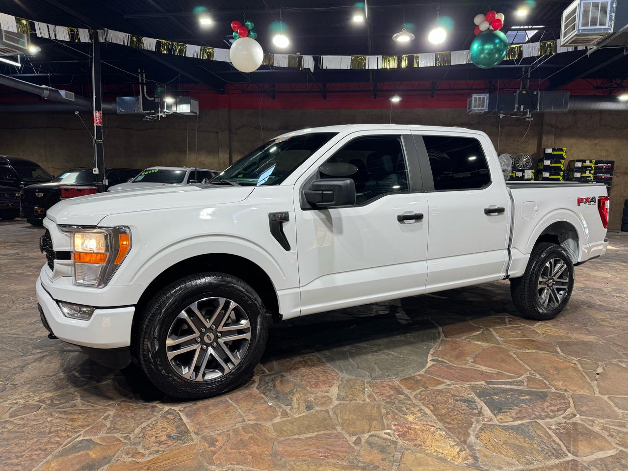 Ford F-150 STX 4WD SuperCrew 5.5' Box 2021
