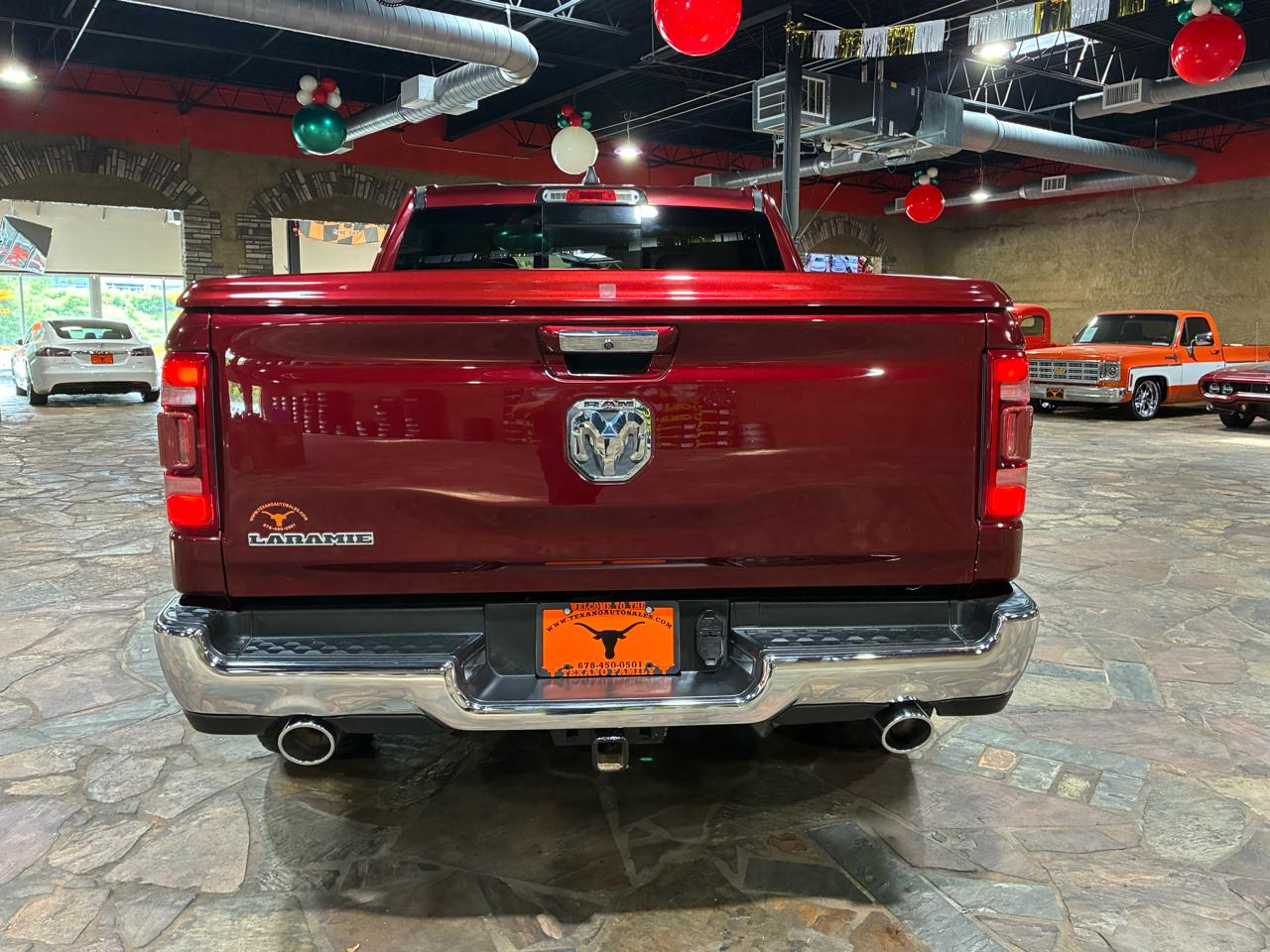 RAM 1500 Laramie 4x2 Crew Cab 5'7" Box 2019