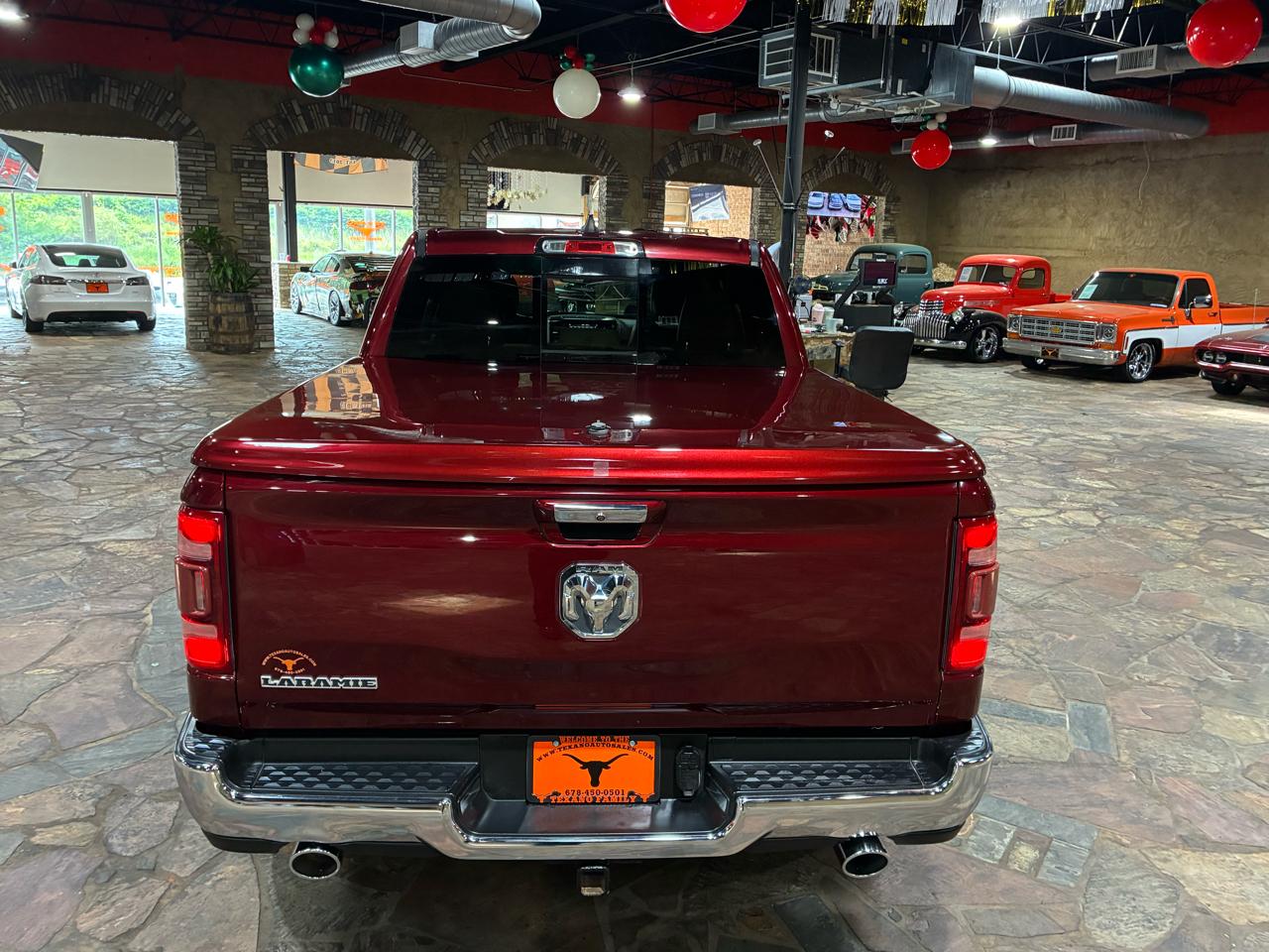 RAM 1500 Laramie 4x2 Crew Cab 5'7" Box 2019