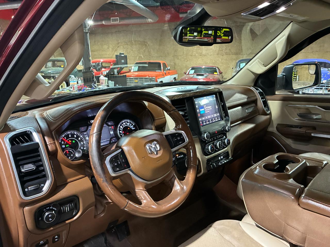 RAM 1500 Laramie 4x2 Crew Cab 5'7" Box 2019
