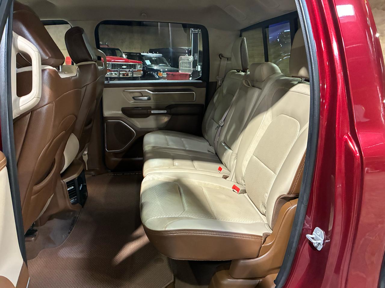 RAM 1500 Laramie 4x2 Crew Cab 5'7" Box 2019