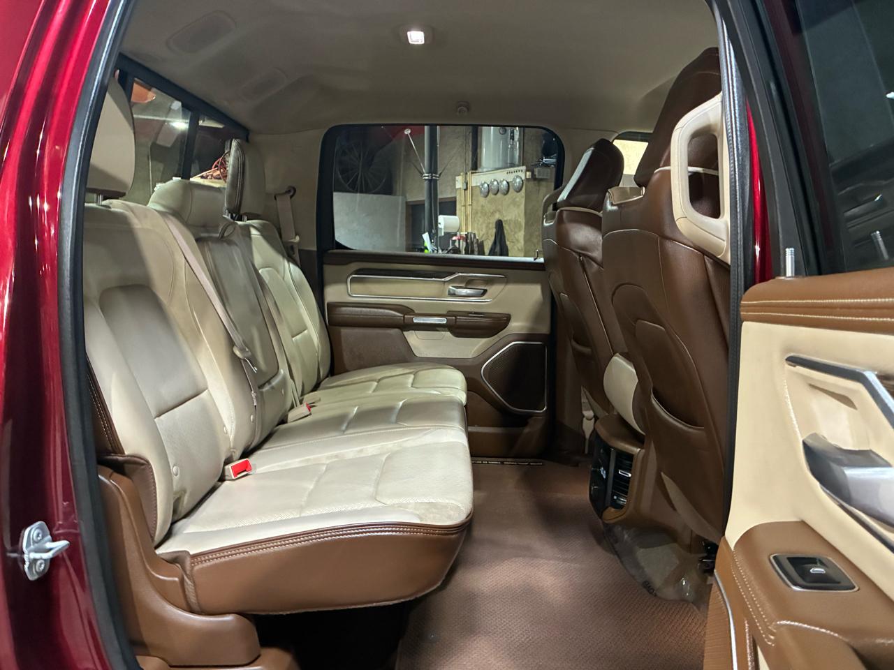 RAM 1500 Laramie 4x2 Crew Cab 5'7" Box 2019