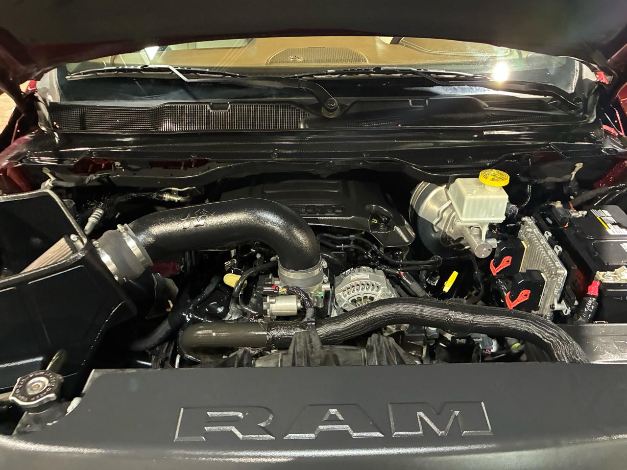 RAM 1500 Laramie 4x2 Crew Cab 5'7" Box 2019