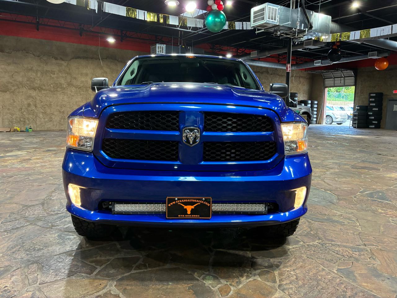RAM 1500 Classic Express 4x2 Quad Cab 6'4" Box 2019