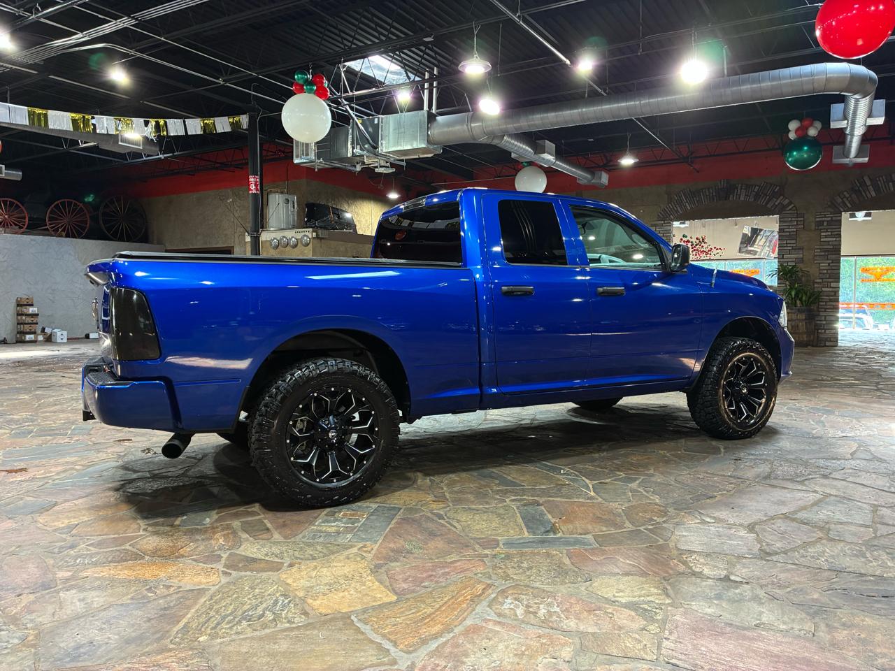 RAM 1500 Classic Express 4x2 Quad Cab 6'4" Box 2019