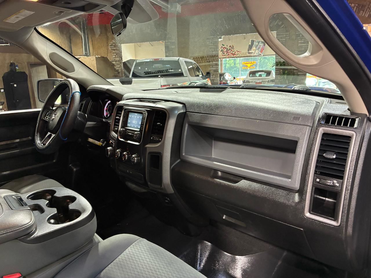 RAM 1500 Classic Express 4x2 Quad Cab 6'4" Box 2019