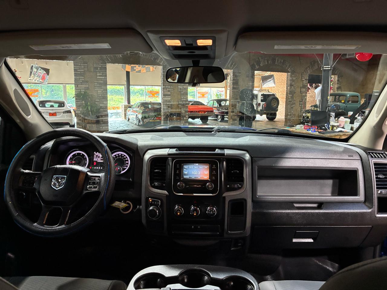 RAM 1500 Classic Express 4x2 Quad Cab 6'4" Box 2019