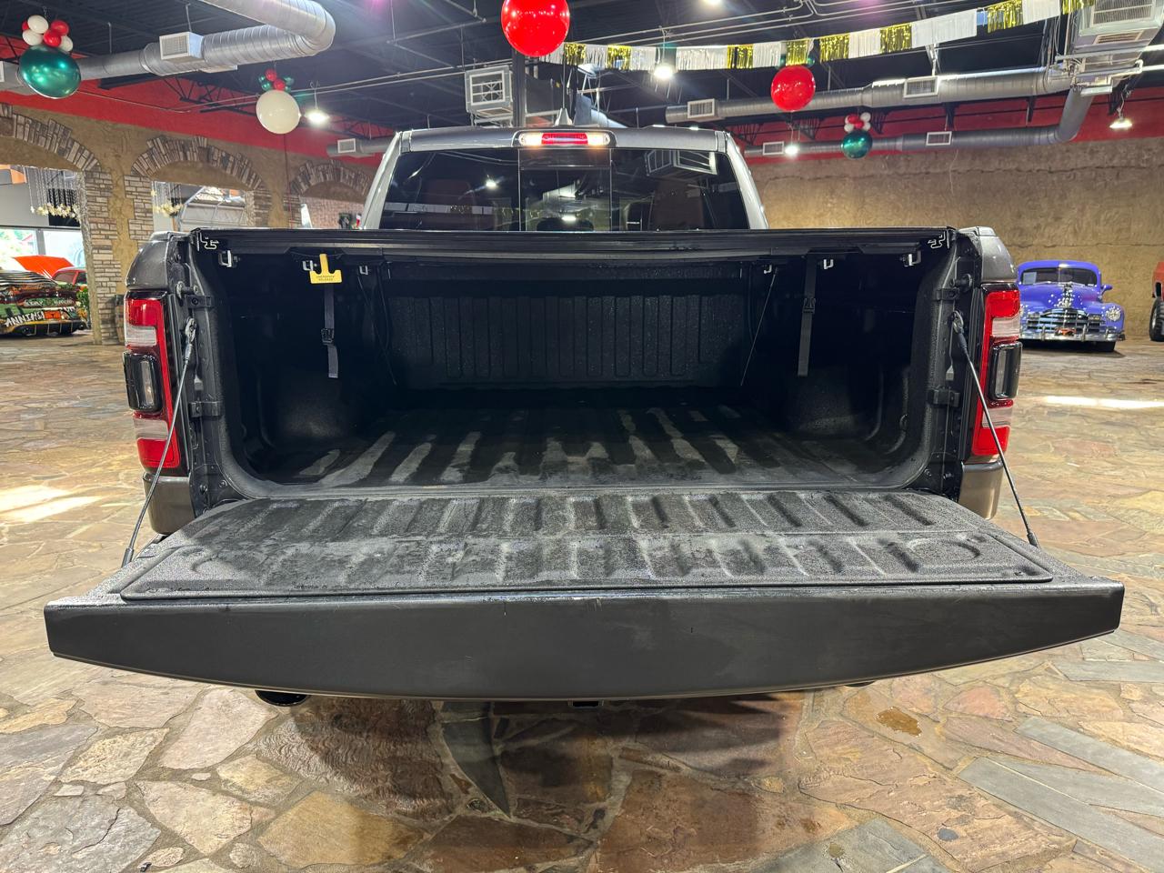 RAM 1500 Rebel 4x4 Crew Cab 5'7" Box 2019
