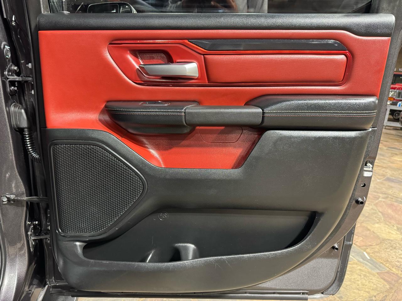RAM 1500 Rebel 4x4 Crew Cab 5'7" Box 2019