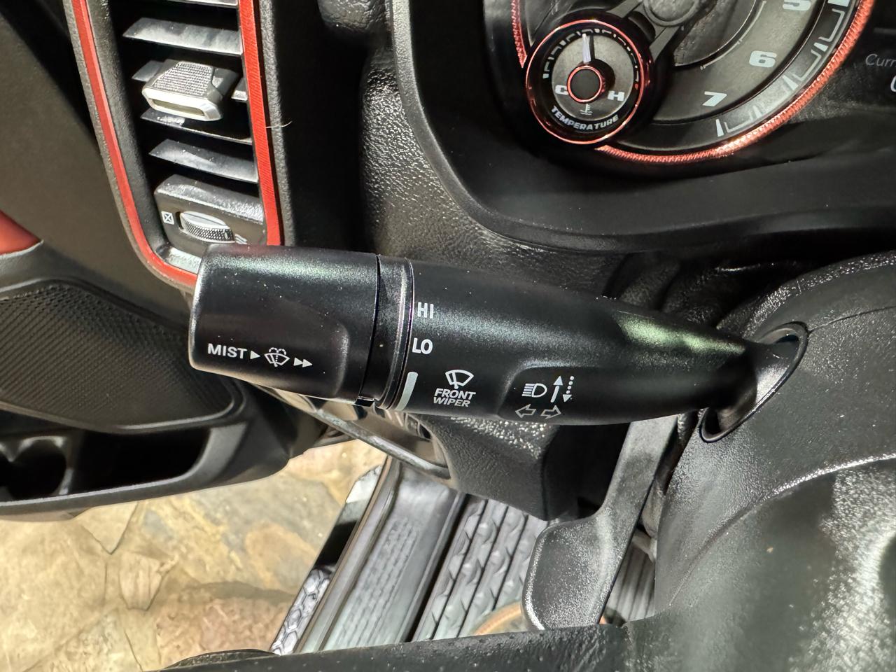 RAM 1500 Rebel 4x4 Crew Cab 5'7" Box 2019