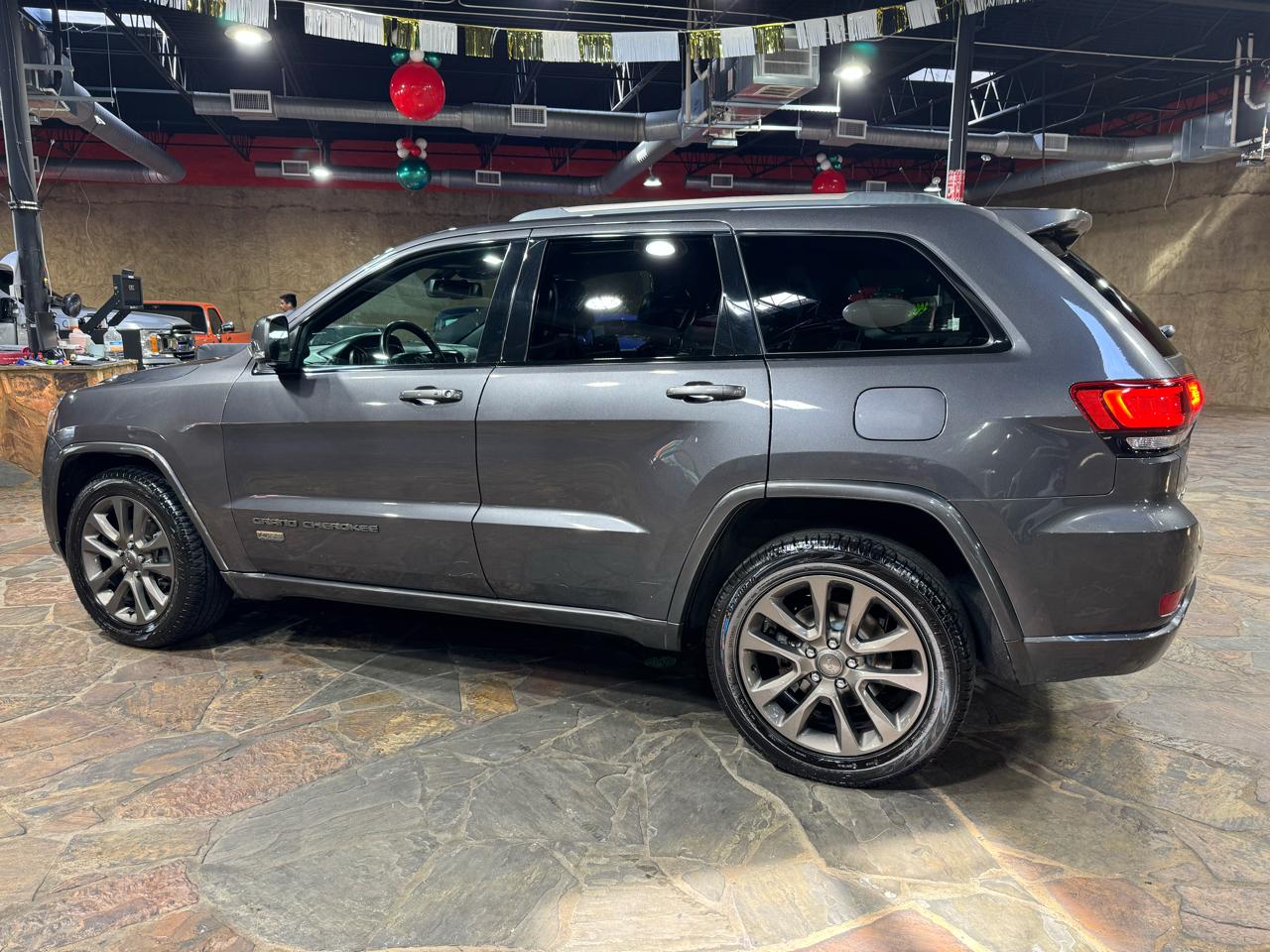 Jeep Grand Cherokee 4WD 4dr Limited 75th Anniversary 2016