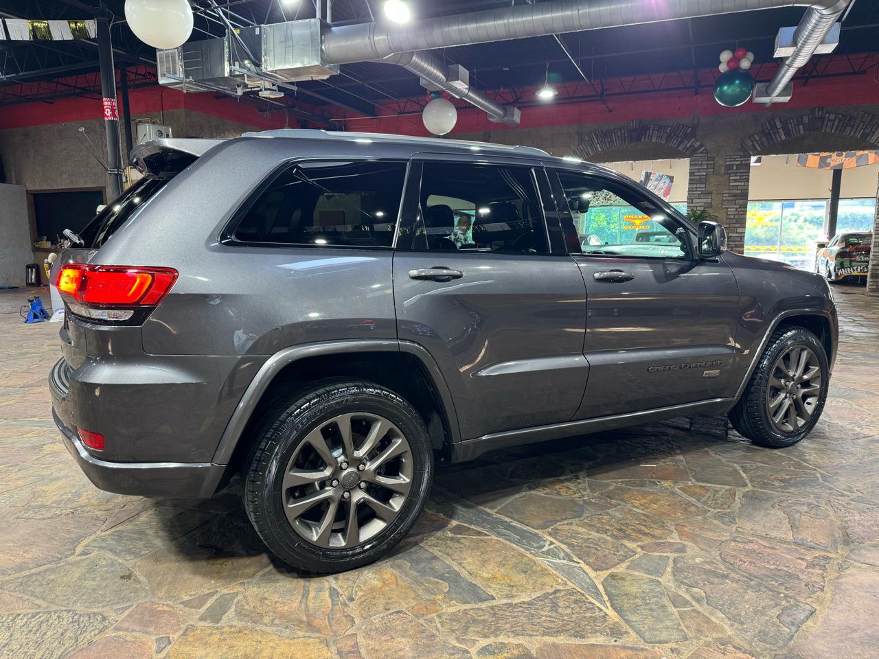 Jeep Grand Cherokee 4WD 4dr Limited 75th Anniversary 2016