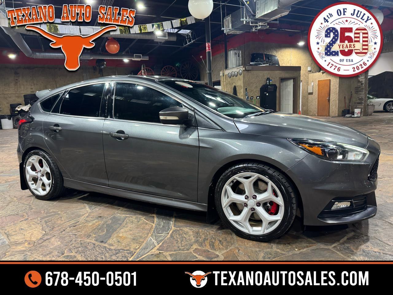 2017 Ford Focus ST Hatch