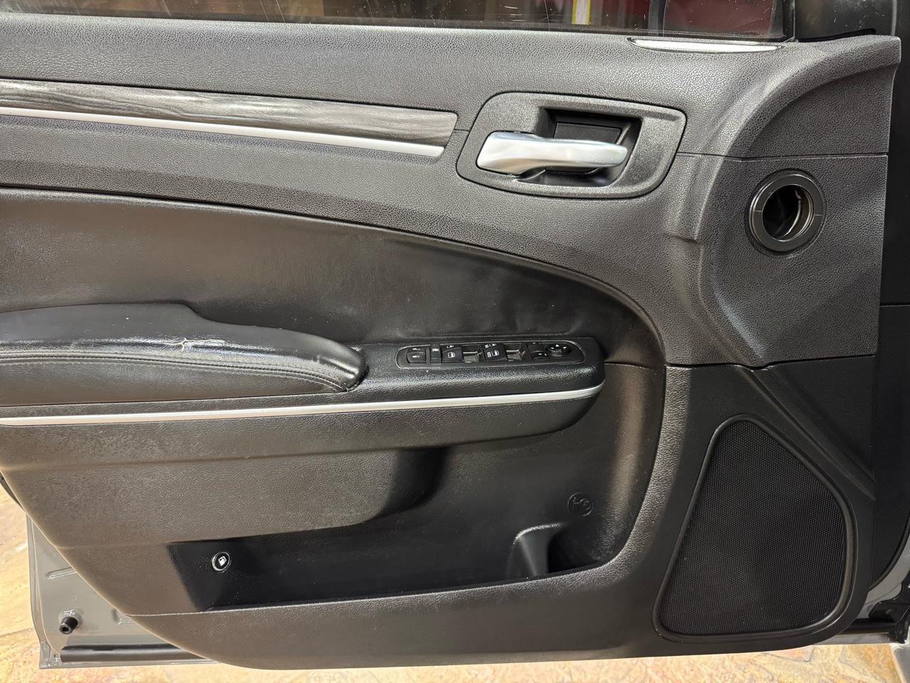 Chrysler 300 Touring RWD 2018