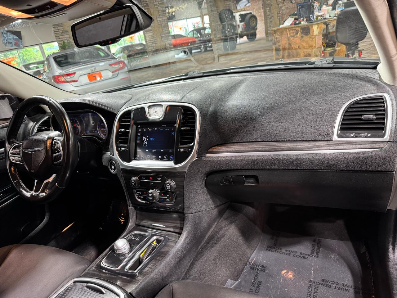 Chrysler 300 Touring RWD 2018