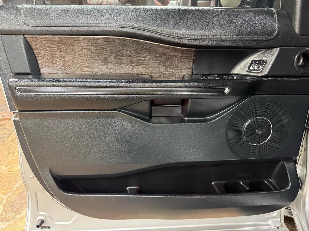 Ford Expedition Max Limited 4x2 2018