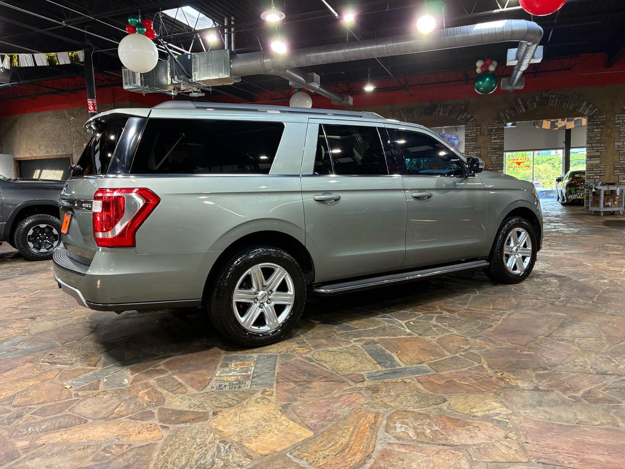 Ford Expedition Max XLT 4x2 2019