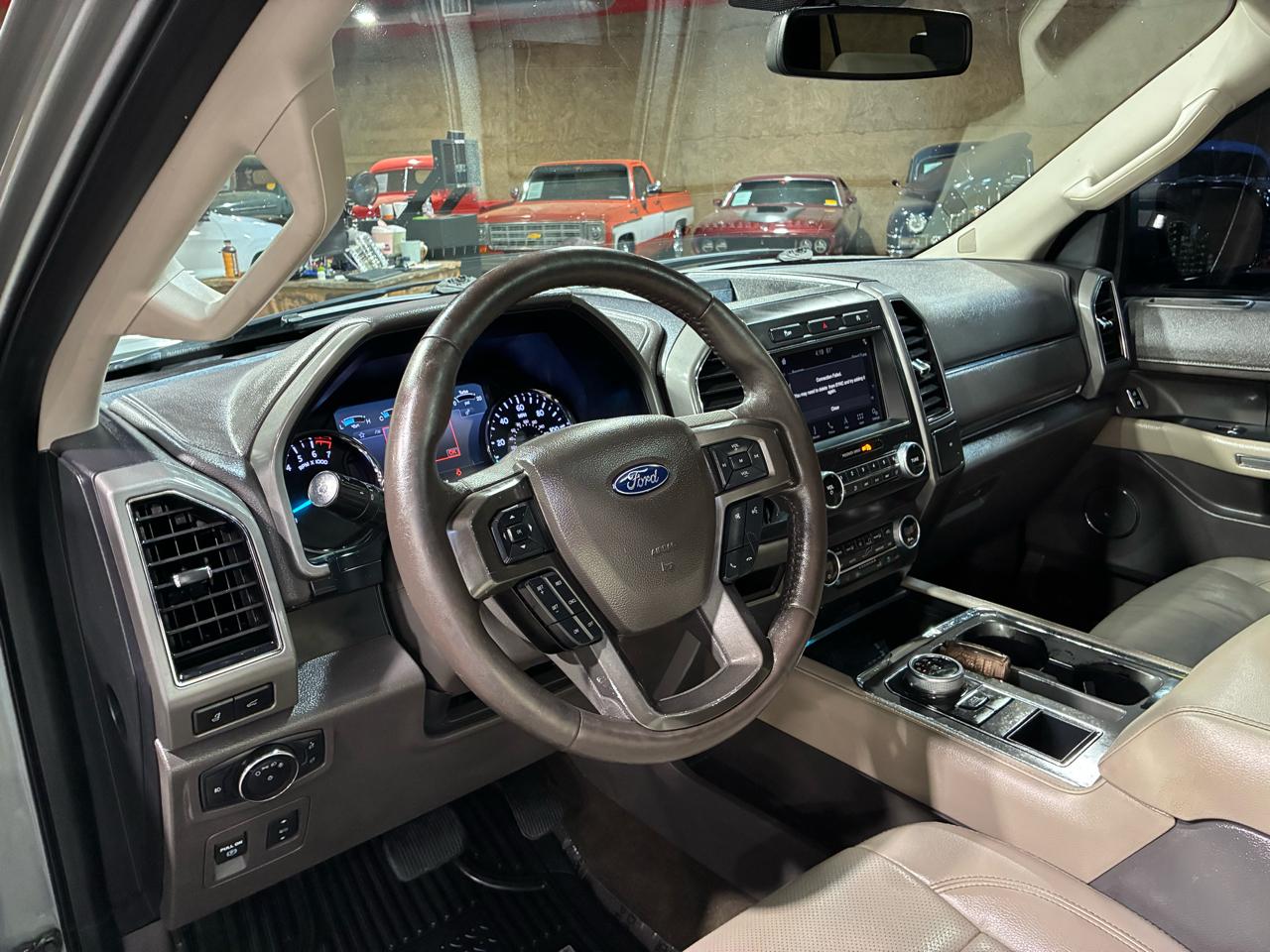 Ford Expedition Max XLT 4x2 2019