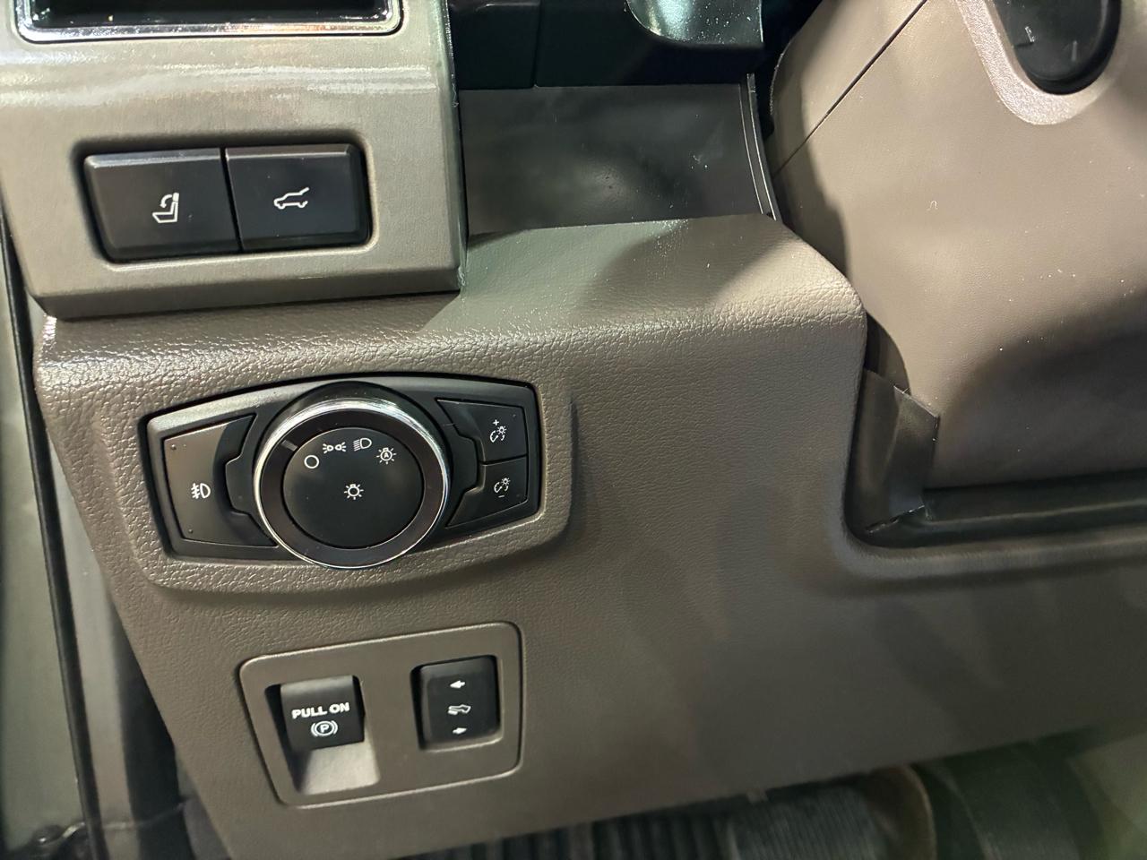 Ford Expedition Max XLT 4x2 2019