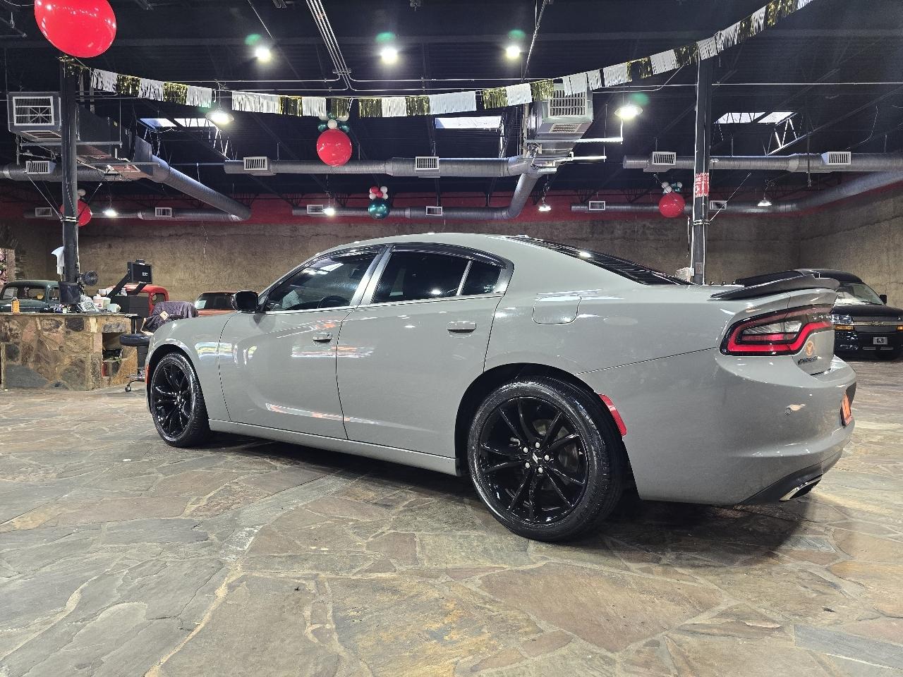 Dodge Charger SE RWD 2017