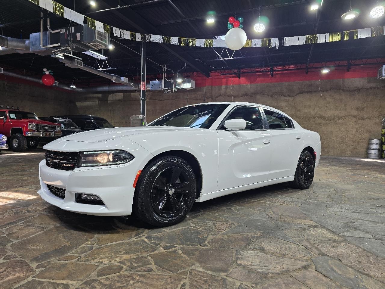Dodge Charger SXT Plus RWD 2018