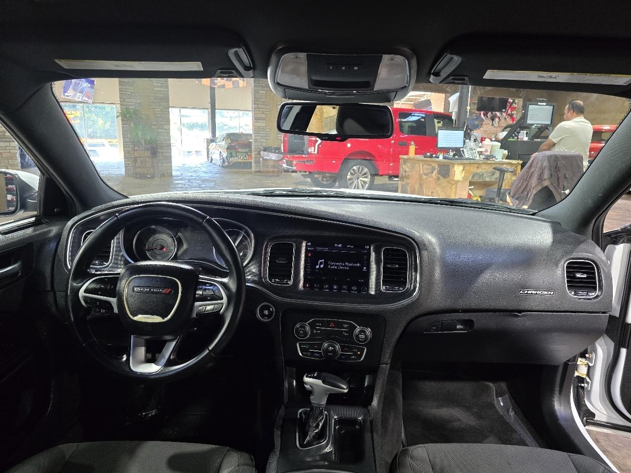 Dodge Charger SXT Plus RWD 2018