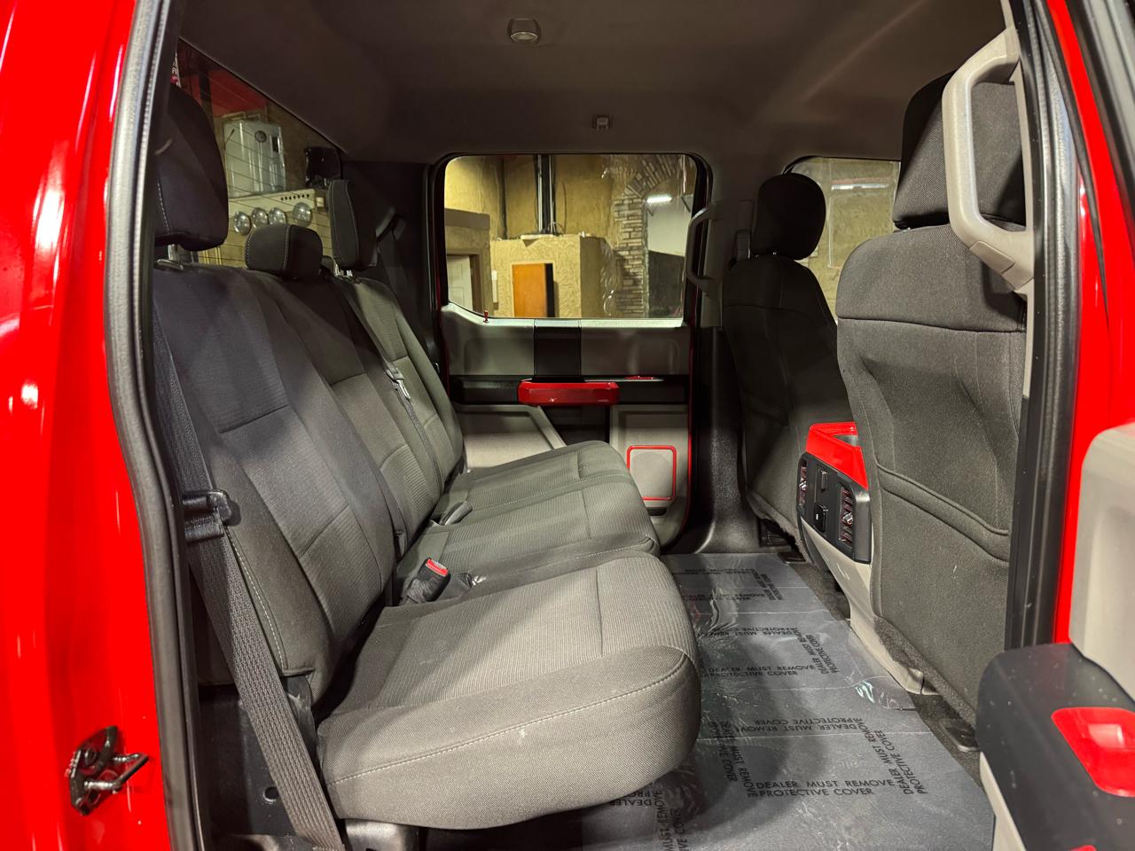 Ford F-150 2WD SuperCrew 145" XL 2017
