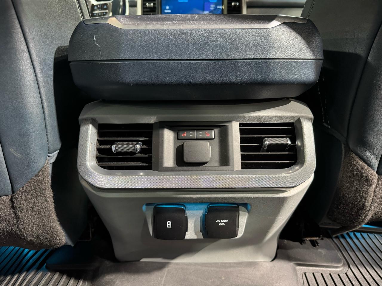 Ford F-150 Limited 4WD SuperCrew 5.5' Box 2021