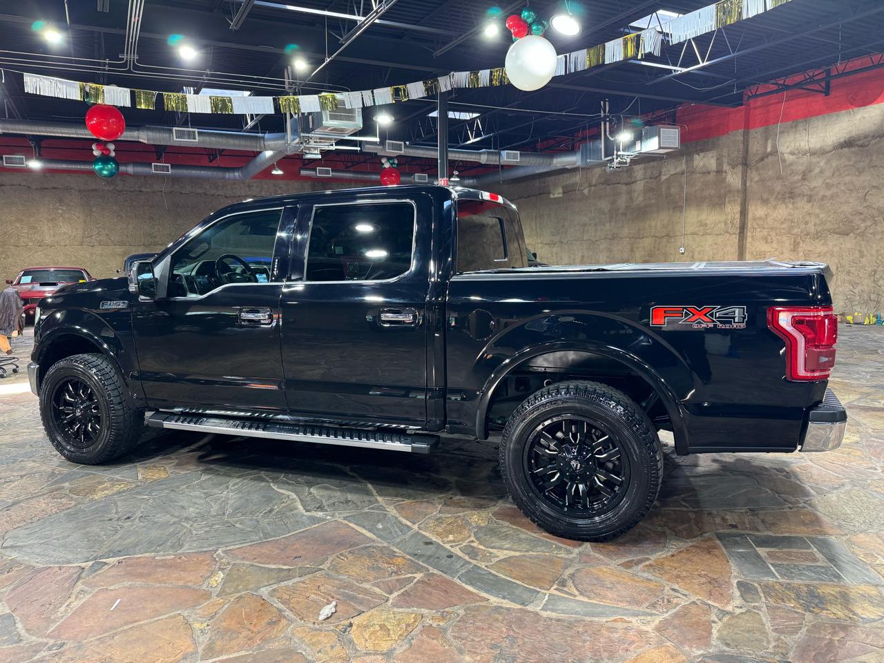 Ford F-150 Lariat 4WD SuperCrew 5.5' Box 2017