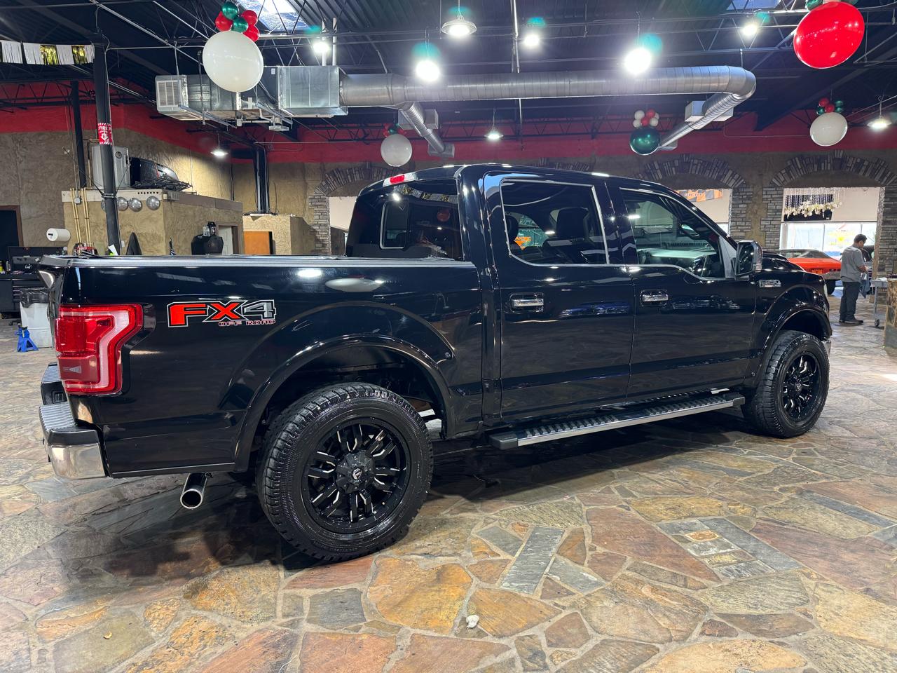 Ford F-150 Lariat 4WD SuperCrew 5.5' Box 2017