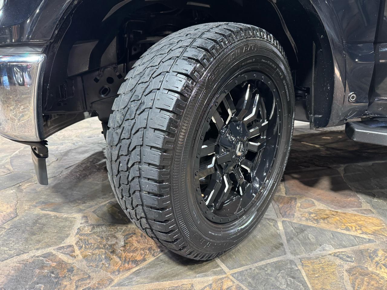 Ford F-150 Lariat 4WD SuperCrew 5.5' Box 2017