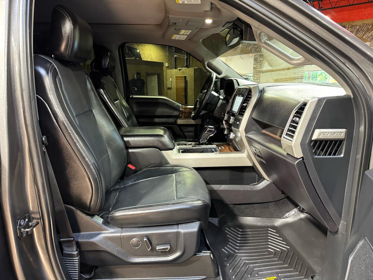 Ford F-150 Lariat 4WD SuperCrew 5.5' Box 2017