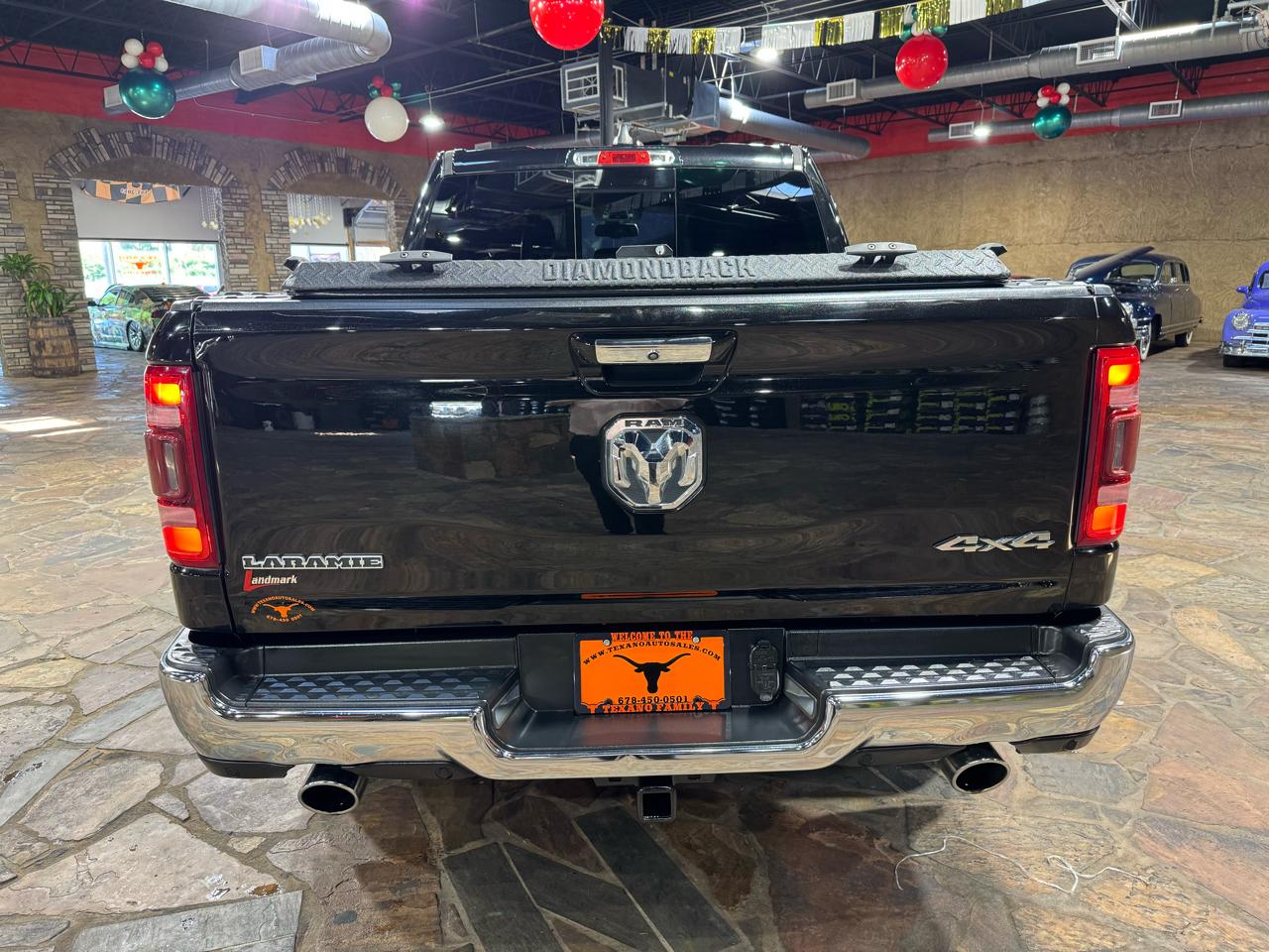 RAM 1500 Laramie 4x4 Crew Cab 5'7" Box 2019