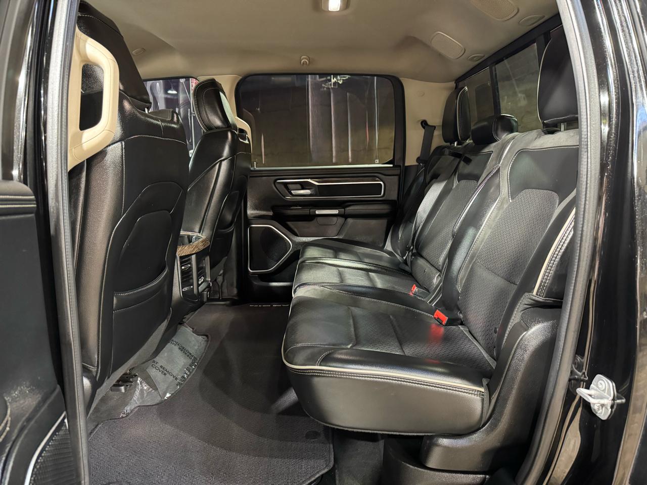 RAM 1500 Laramie 4x4 Crew Cab 5'7" Box 2019