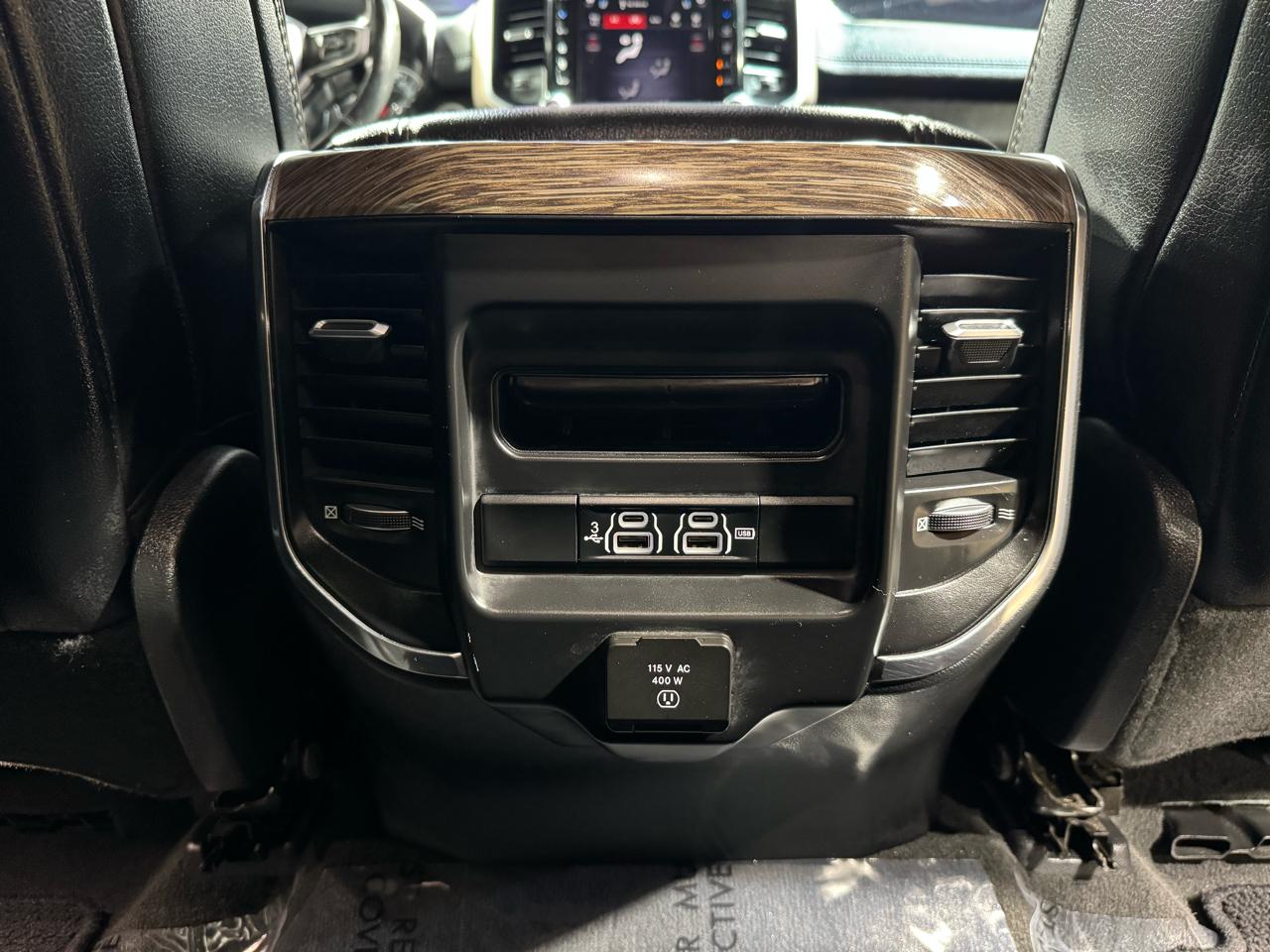 RAM 1500 Laramie 4x4 Crew Cab 5'7" Box 2019