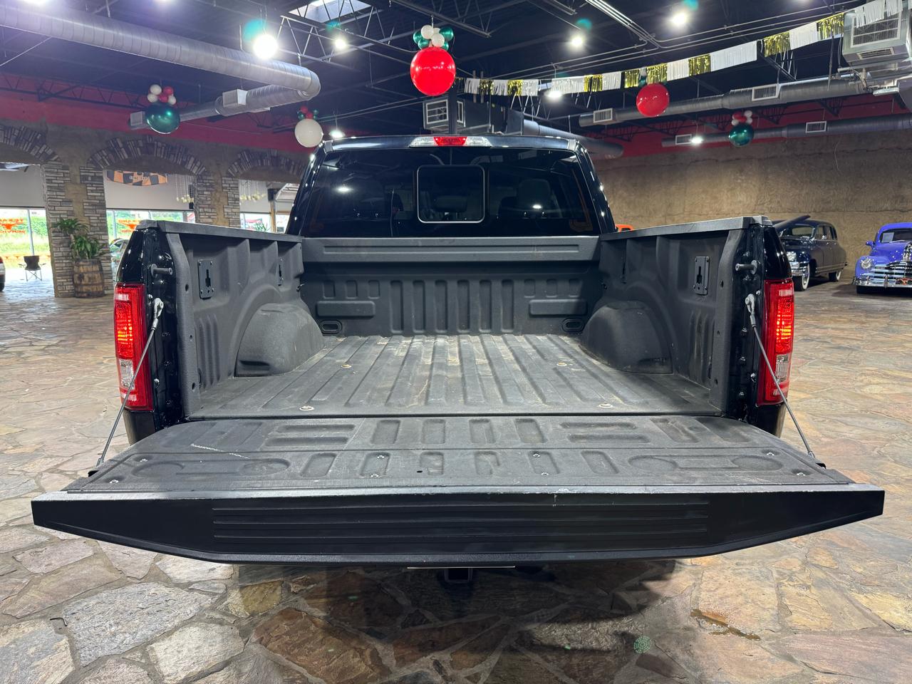 Ford F-150 XLT 2WD SuperCrew 5.5' Box 2016