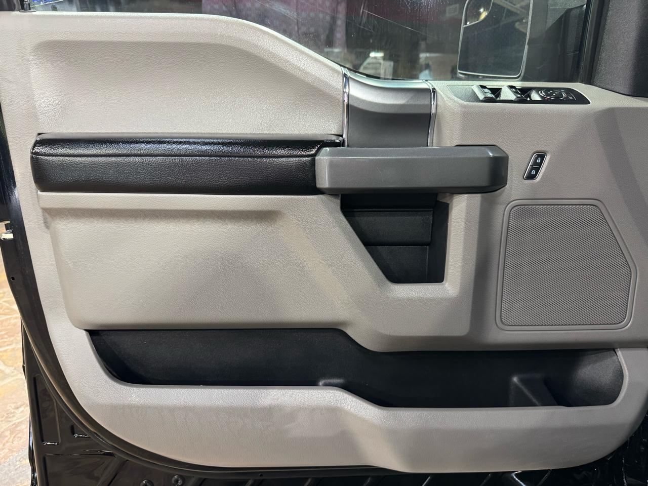 Ford F-150 XLT 2WD SuperCrew 5.5' Box 2016