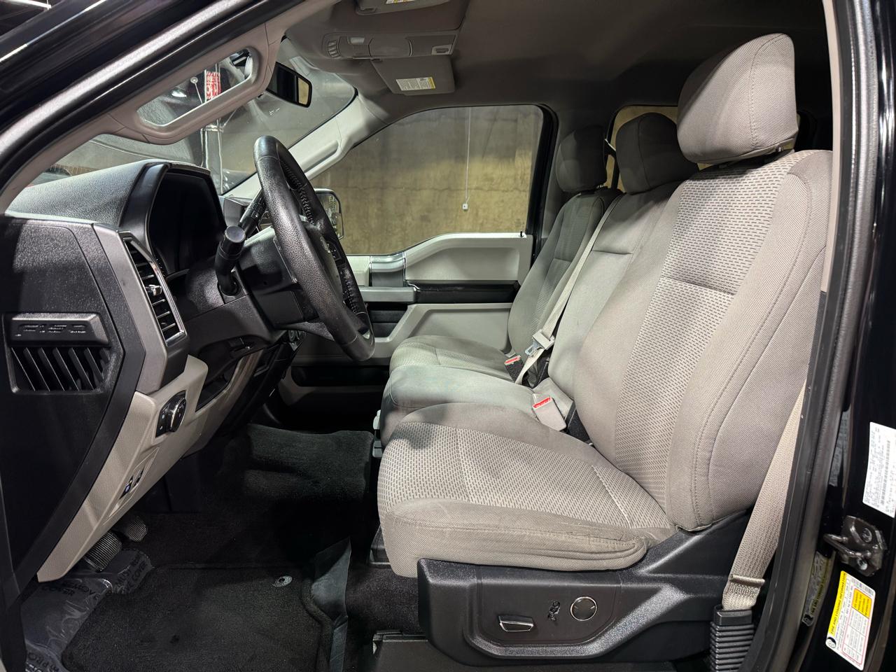 Ford F-150 XLT 2WD SuperCrew 5.5' Box 2016