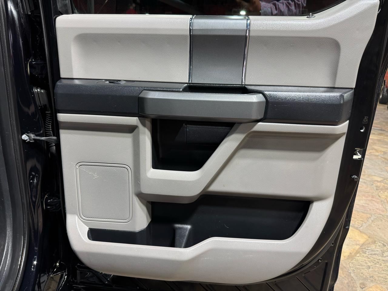 Ford F-150 XLT 2WD SuperCrew 5.5' Box 2016