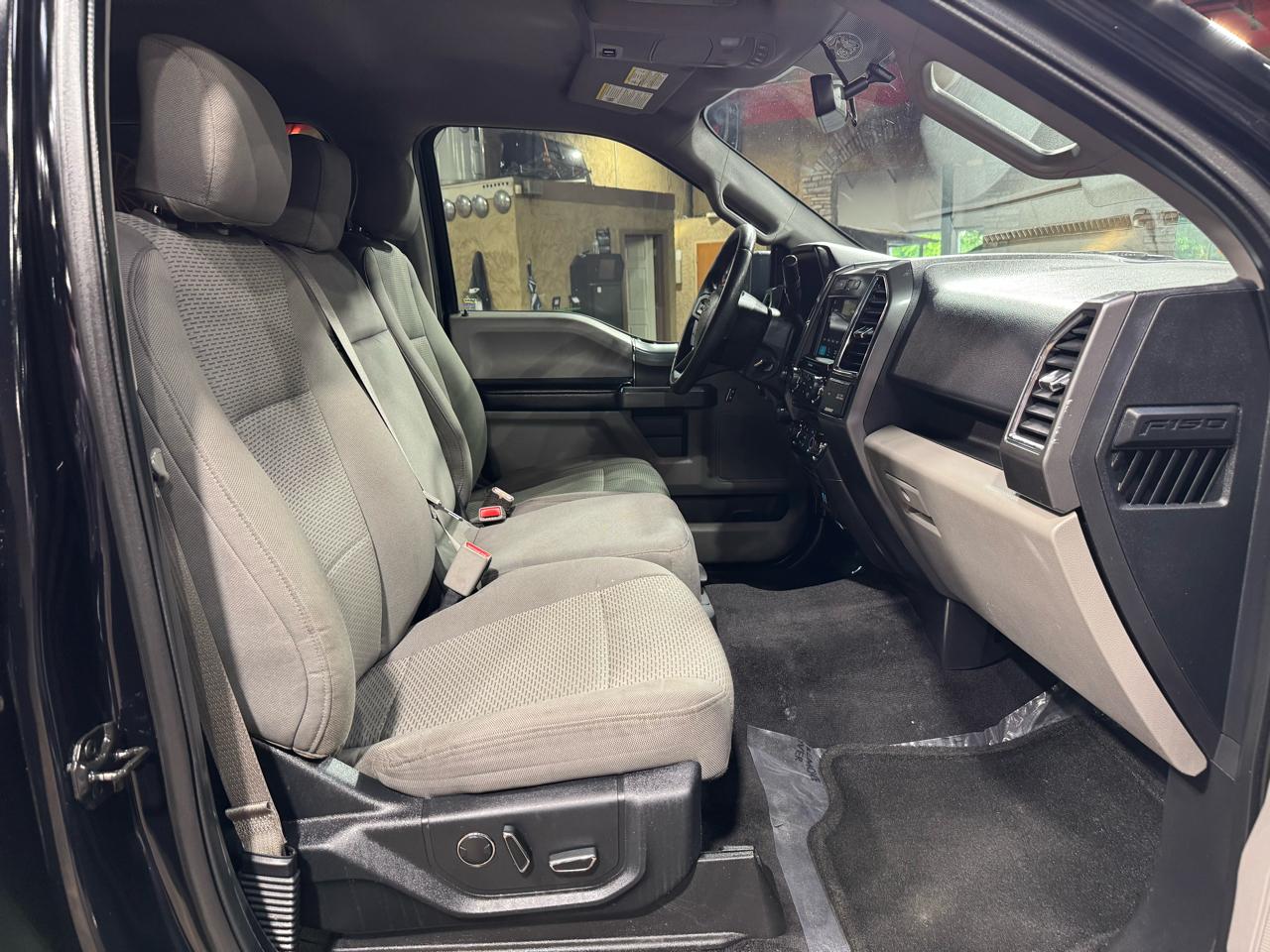 Ford F-150 XLT 2WD SuperCrew 5.5' Box 2016