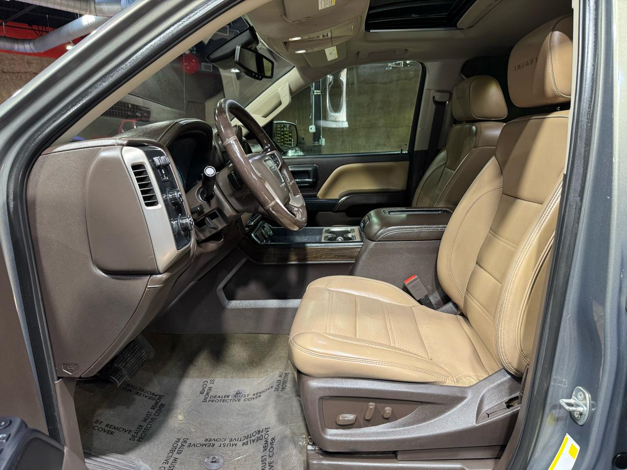 GMC Sierra 1500 4WD Crew Cab 143.5" Denali 2018