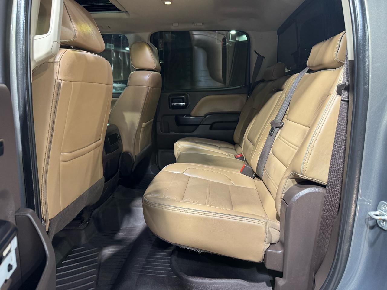 GMC Sierra 1500 4WD Crew Cab 143.5" Denali 2018