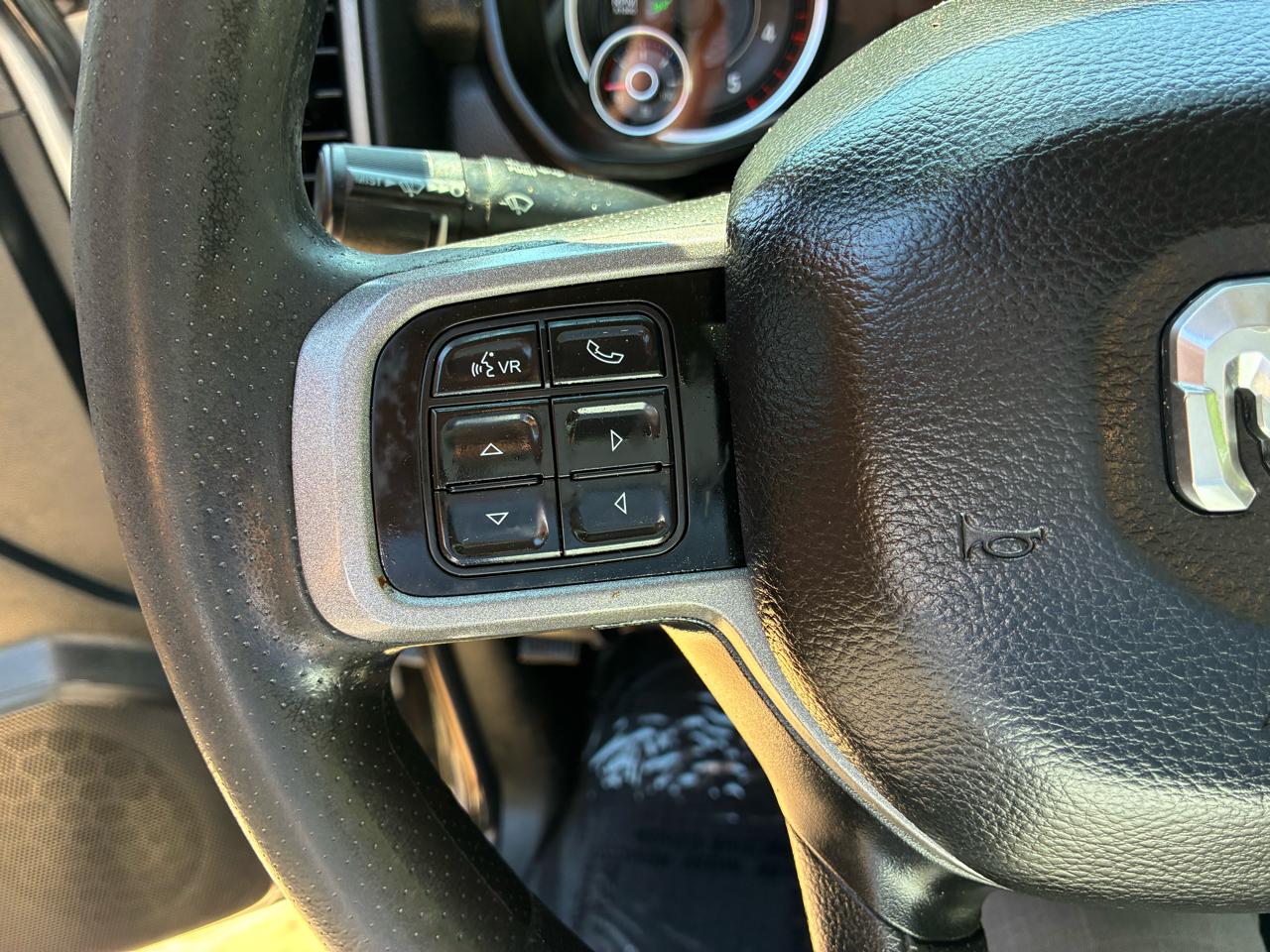 RAM 3500 Tradesman 4x4 Crew Cab 8' Box 2020
