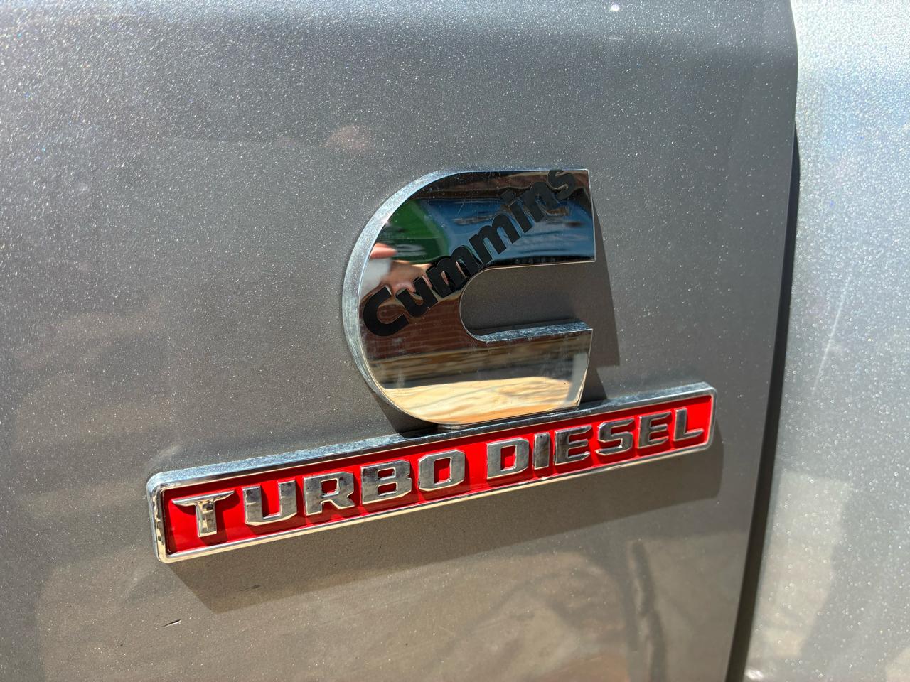 RAM 3500 Tradesman 4x4 Crew Cab 8' Box 2020