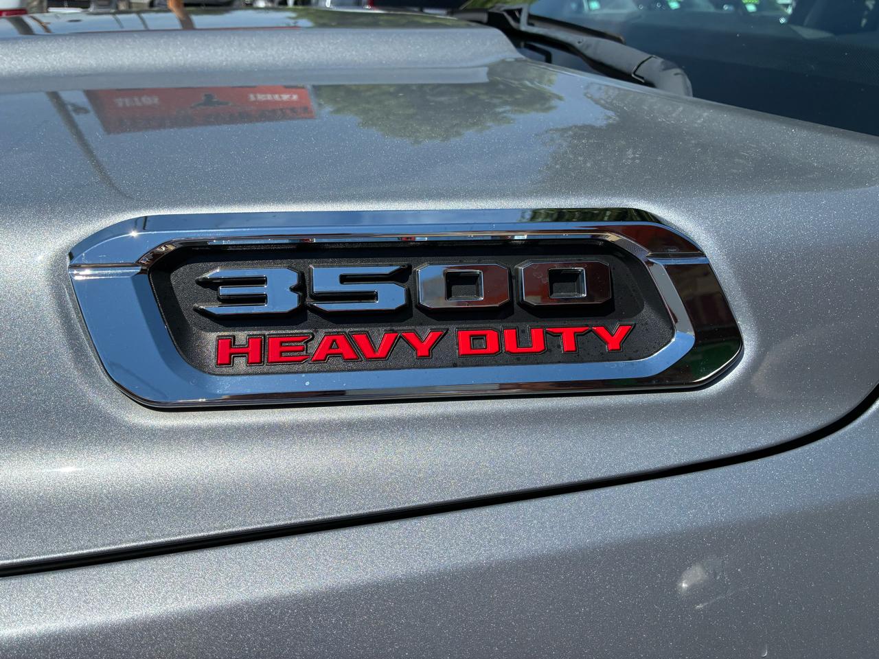 RAM 3500 Tradesman 4x4 Crew Cab 8' Box 2020