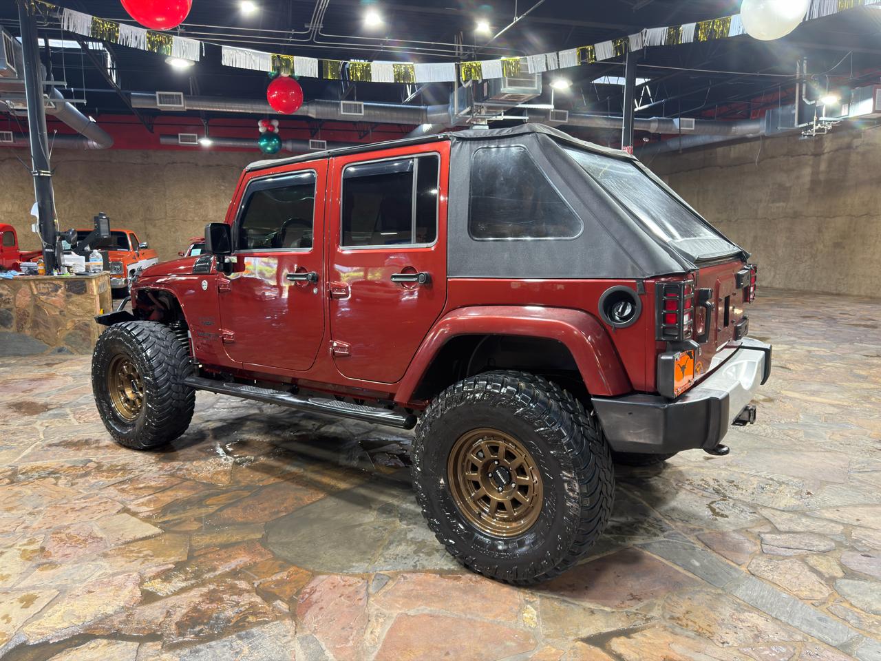 Jeep Wrangler Unlimited 4WD 4dr Sahara 2009