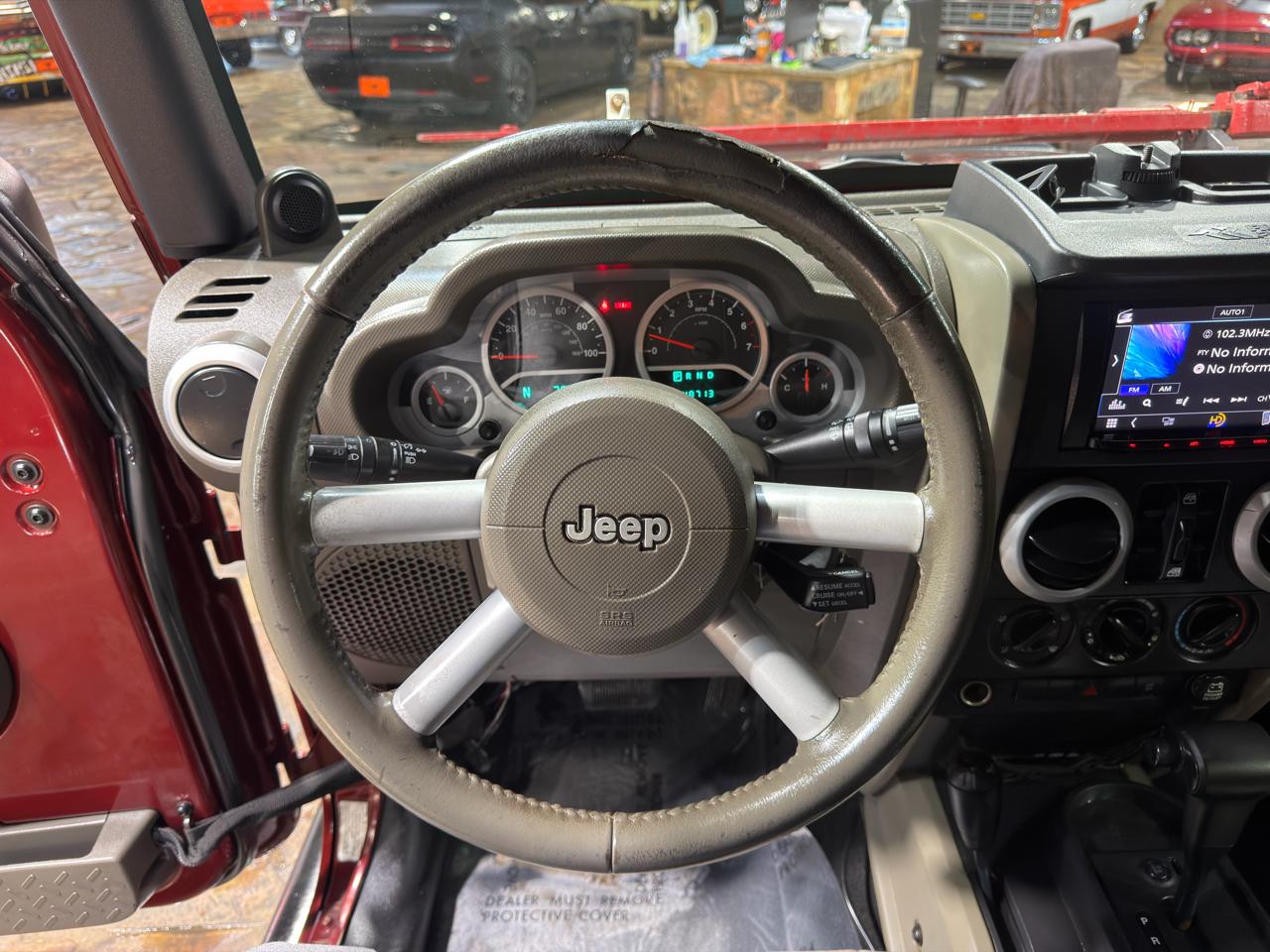 Jeep Wrangler Unlimited 4WD 4dr Sahara 2009
